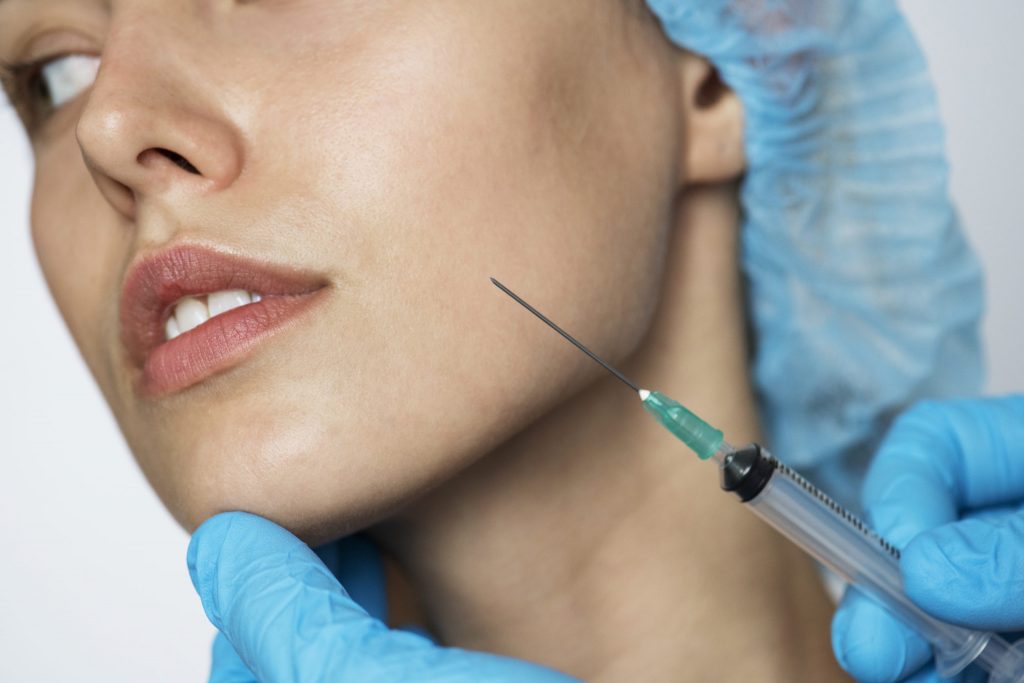 Inyectología facial, capilar y corporal en medicina estética